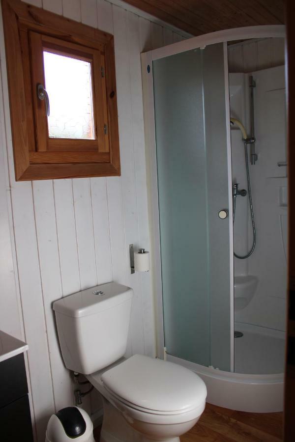 Camping Familial Paisible Avec Piscine, Mobil Home , Chalet, Studio & Emplacement Nue Casties-Labrande Экстерьер фото